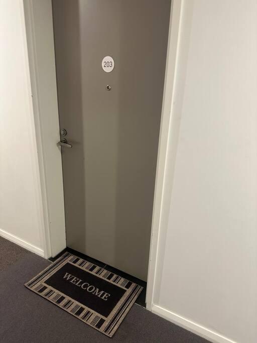 Stylish 1 Bedroom Best Location Sidney Exterior foto
