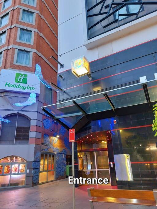 Stylish 1 Bedroom Best Location Sidney Exterior foto